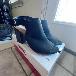 A New Day Black heels